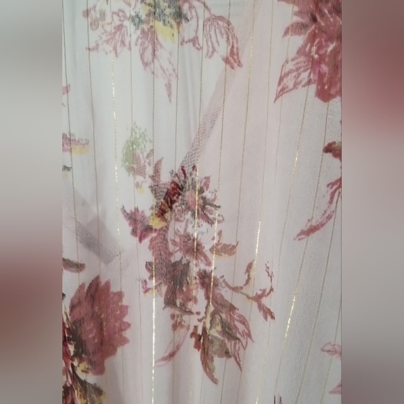 VENUS Pink Ruffled Floral Blouse - Picture 4 of 4